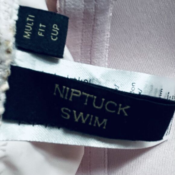 Nip Tuck One Piece Swimsuit Purple Diamond Pattern Ruched Sides - Picture 7 of 7